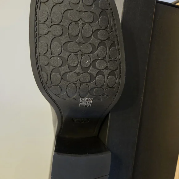 Coach Sculpted C Tall Boot. Size 10 Regular. - Picture 6 of 9